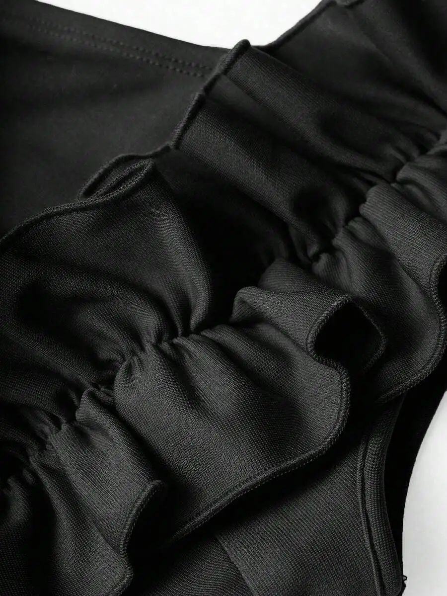 Plus Size Women Solid Color Asymmetric Shoulder Ruffle Pleated Sleeveless Elegant Split Maxi Dress Black
Plus Size Women Solid Color Asymmetric Shoulder Ruffle Pleated Sleeveless Elegant Split Maxi Dress Black