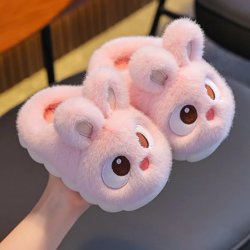 New Winter Children's Cotton Slippers for Boys and Girls, Anti Slip and Warm Fur Bag with Cotton Slippers
New Winter Children's Cotton Slippers for Boys and Girls, Anti Slip and Warm Fur Bag with Cotton Slippers