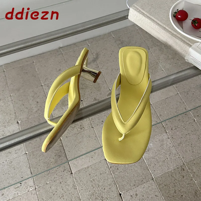 Fashion Square Toe Women Flip Flops Slippers Strange Low Heel Shoes Summer Beach Slides Female Sandals Ladies Shoes Slippers
Fashion Square Toe Women Flip Flops Slippers Strange Low Heel Shoes Summer Beach Slides Female Sandals Ladies Shoes Slippers