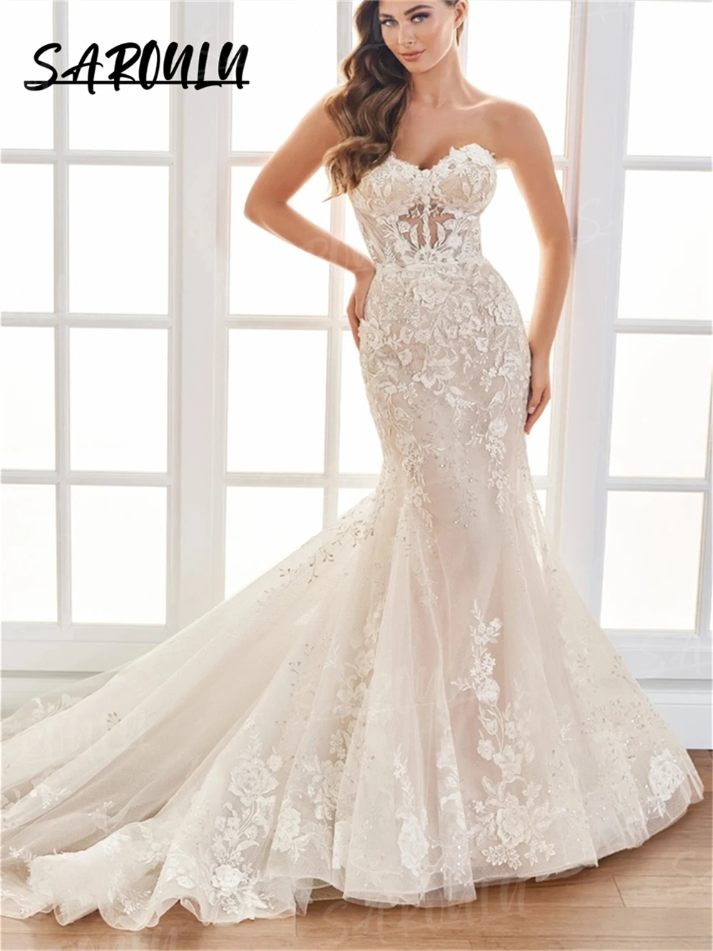 Popular Women Lace Wedding Dresses Strapless Appliques Mermaid Bridal Gown Sweetheart Illusion Long Train Bride Dress
Popular Women Lace Wedding Dresses Strapless Appliques Mermaid Bridal Gown Sweetheart Illusion Long Train Bride Dress