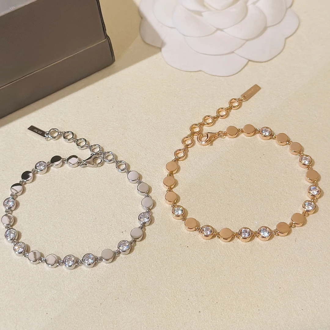 Original Boutique M Brand Women's Bracelet s925 Round Ball 8 Diamond Bracelet Open Video to View More
Original Boutique M Brand Women's Bracelet s925 Round Ball 8 Diamond Bracelet Open Video to View More