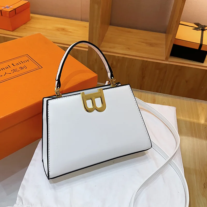 New Arrival Women’s Tote Bag, Casual Stylish Work Shoulder Bag, Large Capacity Office Handbag for Everyday Commute
New Arrival Women’s Tote Bag, Casual Stylish Work Shoulder Bag, Large Capacity Office Handbag for Everyday Commute