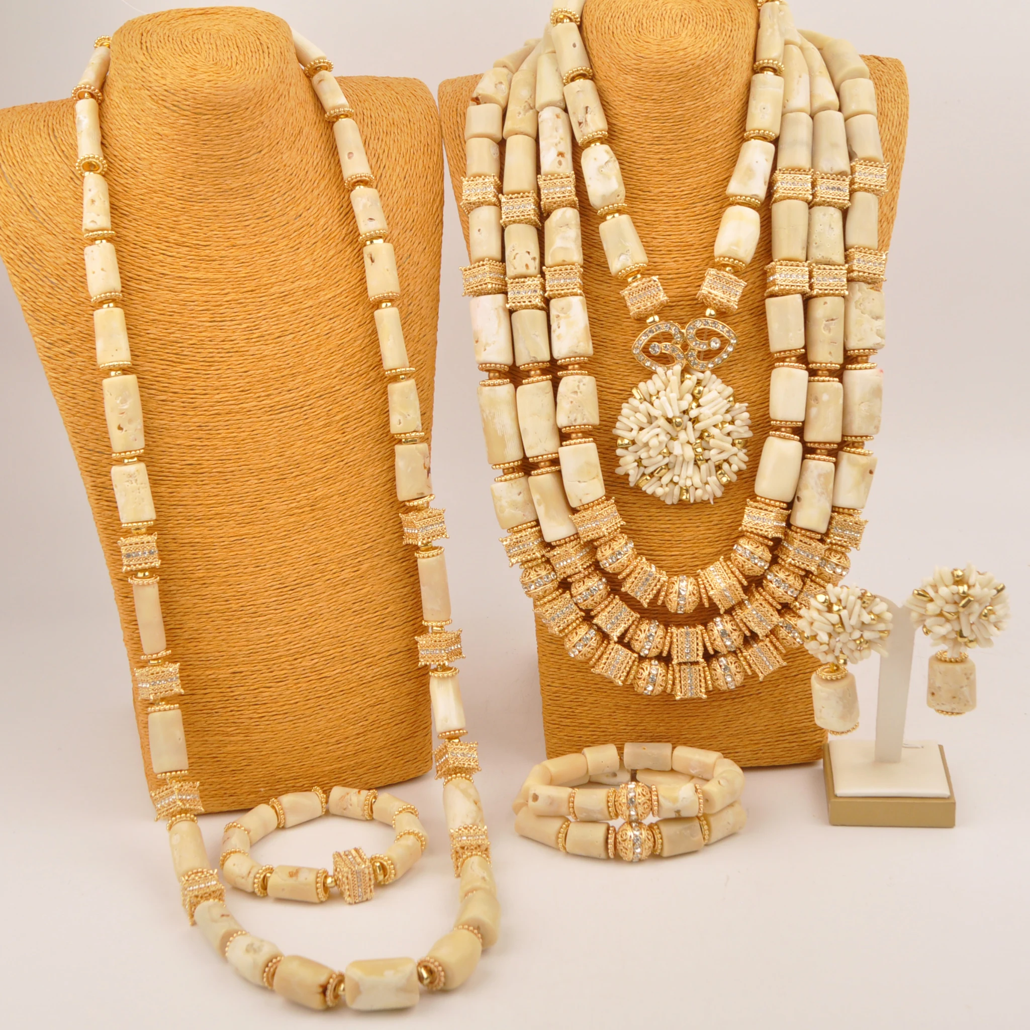 Luxury Nigerian Wedding Couple Jewelry Sets Real Coral Bead Groom and Bridal Jewelry
Luxury Nigerian Wedding Couple Jewelry Sets Real Coral Bead Groom and Bridal Jewelry