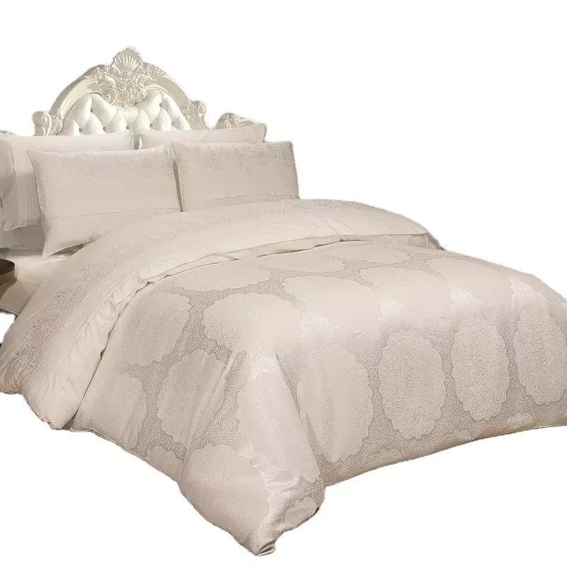 China Manufacturer Luxury Jacquard Fabric Bed Comforter Set
China Manufacturer Luxury Jacquard Fabric Bed Comforter Set