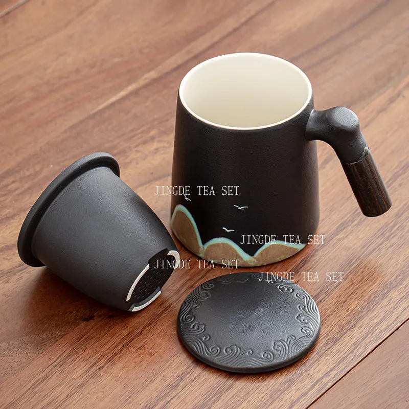 420ml Chinese Mountain Landscape Ceramic Tea Cup Wooden Side Handle with Lid & Tea Separator Office Personal Brewing Mug Teacups
420ml Chinese Mountain Landscape Ceramic Tea Cup Wooden Side Handle with Lid & Tea Separator Office Personal Brewing Mug Teacups