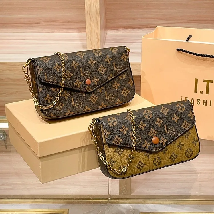 Women Fashionable Floral Print Envelope Bag 2026 Spring New High Quality Leather Chain Strap Versatile Slim Crossbody Handbag
Women Fashionable Floral Print Envelope Bag 2026 Spring New High Quality Leather Chain Strap Versatile Slim Crossbody Handbag