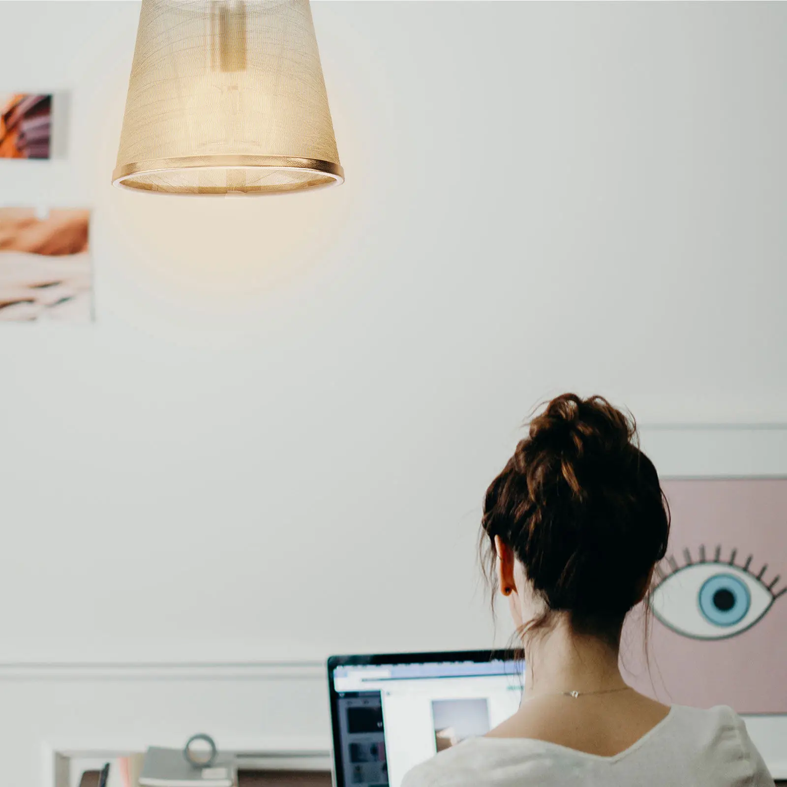 1Pcs Decorative Lamp Cover Creative Transparent Cloth Lampshade for Chandelier Household Light Fixture Soft Non-Dazzling
1Pcs Decorative Lamp Cover Creative Transparent Cloth Lampshade for Chandelier Household Light Fixture Soft Non-Dazzling