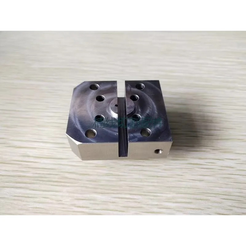 1PC For Fanuc Wire Cut EDM Machine Guide Base A290-8110-Y762 Lower Die Guide Base Apply
1PC For Fanuc Wire Cut EDM Machine Guide Base A290-8110-Y762 Lower Die Guide Base Apply