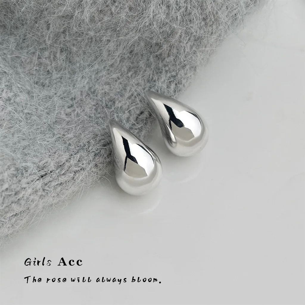Women Fashion Commute Minimalist Water Drop Bean Stud Earring Smooth Geometric High Grade Temperament Cross Border Drop Earrings
Women Fashion Commute Minimalist Water Drop Bean Stud Earring Smooth Geometric High Grade Temperament Cross Border Drop Earrings