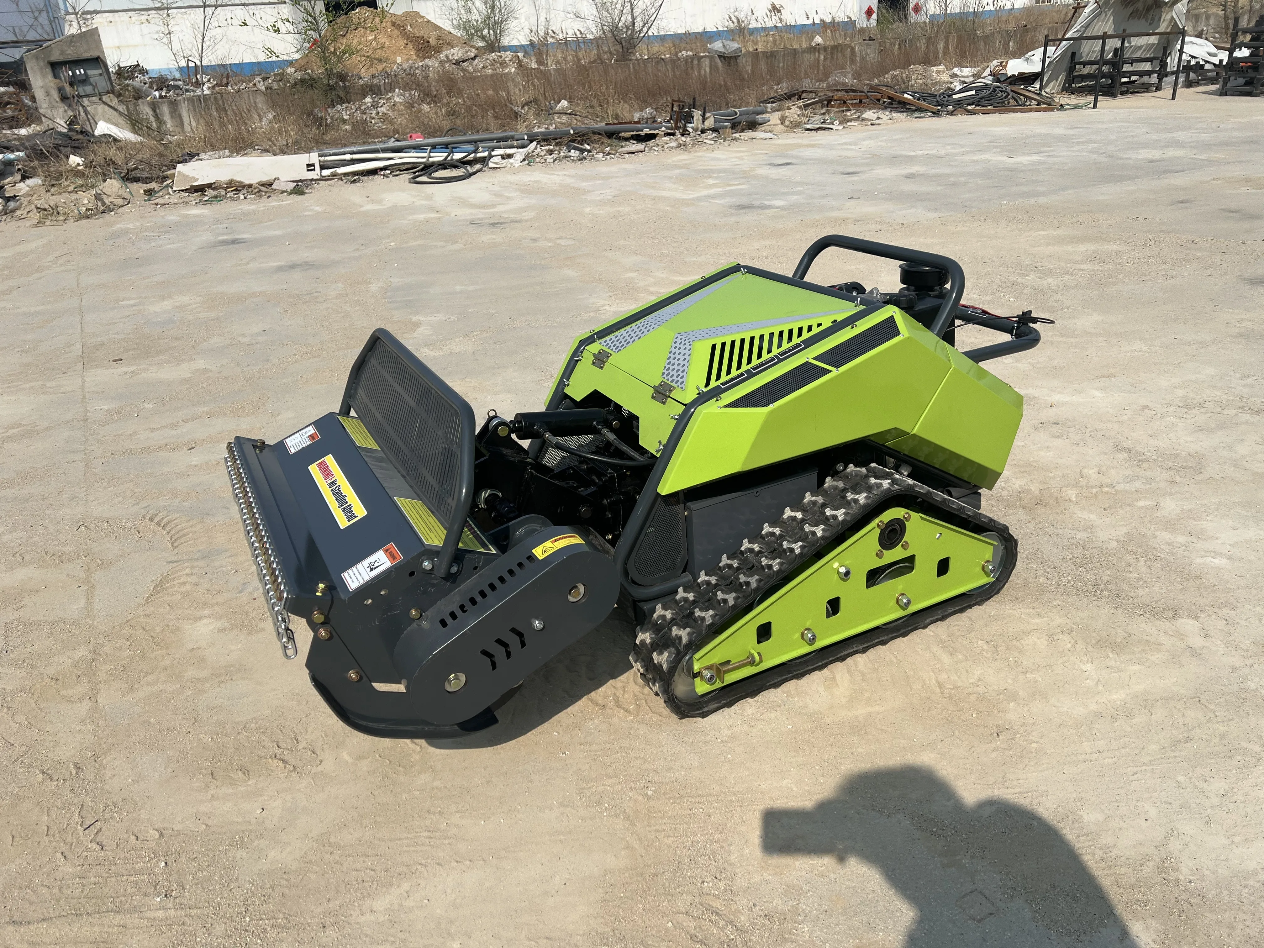 All Terrain Electric Crawler RC Lawn Mower Remote Control Grass Cutter Heavy Duty Mowing Robot For Park Pasture Use
All Terrain Electric Crawler RC Lawn Mower Remote Control Grass Cutter Heavy Duty Mowing Robot For Park Pasture Use