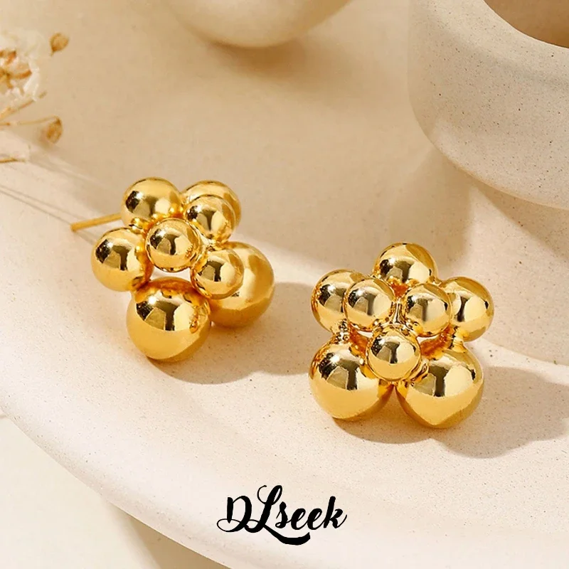 DLseek Simple Small Round Ball Flower Stud Earrings for Women Retro Irregular 18K Gold Plated Copper Earring Trend Jewelry Gifts
DLseek Simple Small Round Ball Flower Stud Earrings for Women Retro Irregular 18K Gold Plated Copper Earring Trend Jewelry Gifts