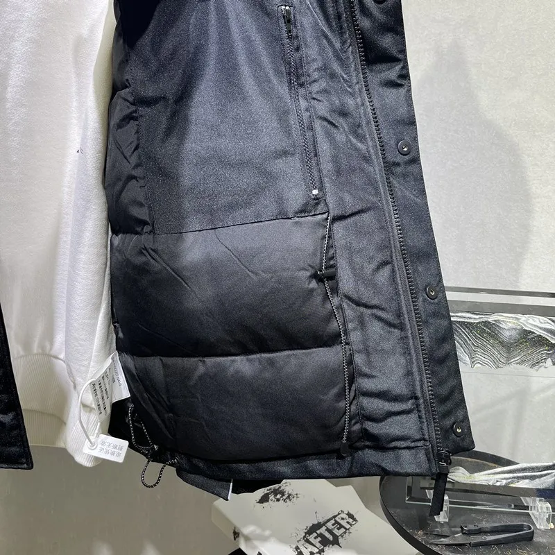 Мужская пуховая куртка Bla с вышивкой и капюшоном, с нашивкой-лейблом, стандартный крой, ветрозащитная, для повседневной носки, из полиэфирного волокна, белая, с наполнителем из пуха
Мужская пуховая куртка Bla с вышивкой и капюшоном, с нашивкой-лейблом, стандартный крой, ветрозащитная, для повседневной носки, из полиэфирного волокна, белая, с наполнителем из пуха