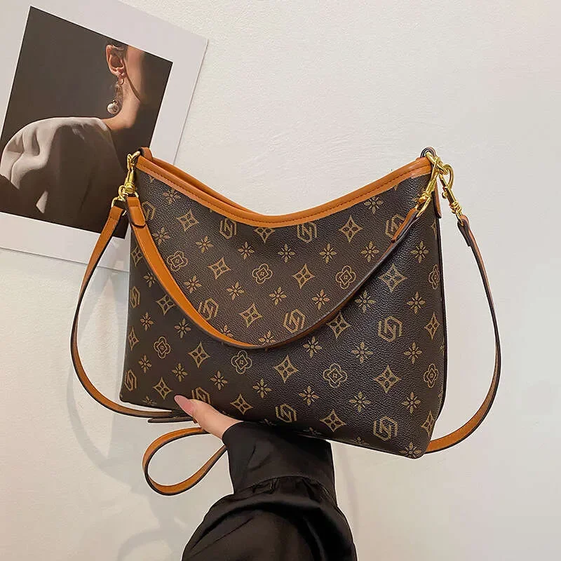 Designer Bag Shoulder Bag for Women Luxury Bag Crossbody Bag Purse Mini Bags High Quality Bag Ladies Shoulder Satchel Bag Handba
Designer Bag Shoulder Bag for Women Luxury Bag Crossbody Bag Purse Mini Bags High Quality Bag Ladies Shoulder Satchel Bag Handba