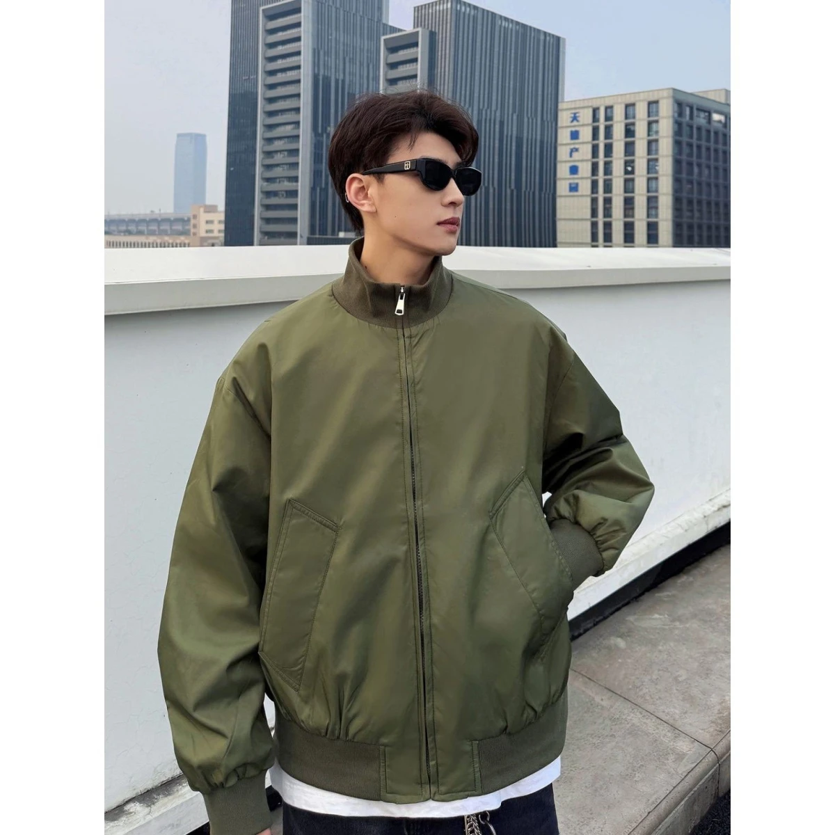 Американский свободный пилотский куртка-жакет для мужчин и женщин, весна-осень, универсальная верхняя одежда в стиле Cleanfit, парные куртки для него и для нее
Американский свободный пилотский куртка-жакет для мужчин и женщин, весна-осень, универсальная верхняя одежда в стиле Cleanfit, парные куртки для него и для нее