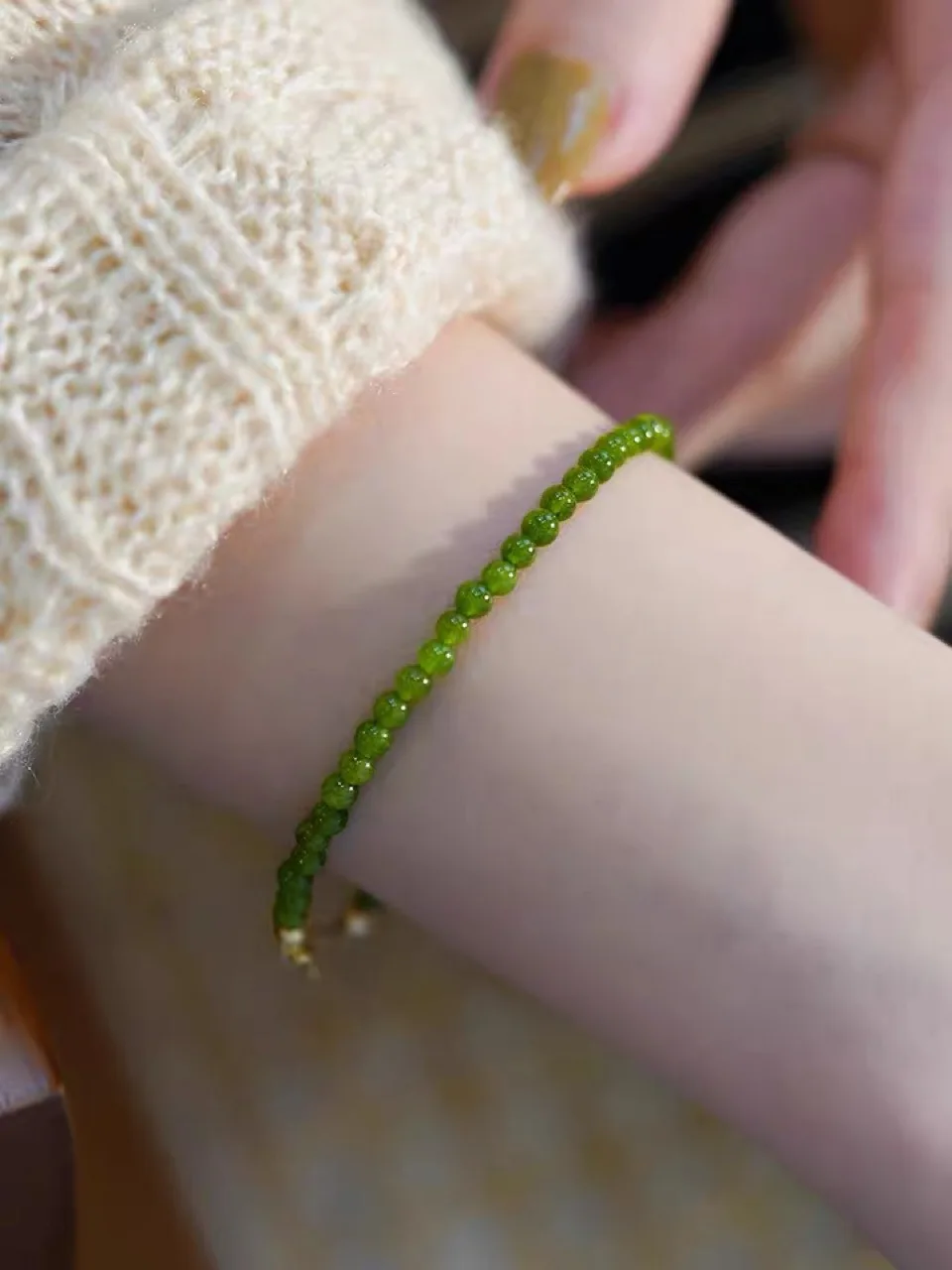 Linxi Jewelry Mini Green бусины из халцедона 14k Золотая обмотанная тонкая модель светильник роскошный женский браслет с высоким разрешением (женский)
Linxi Jewelry Mini Green бусины из халцедона 14k Золотая обмотанная тонкая модель светильник роскошный женский браслет с высоким разрешением (женский)