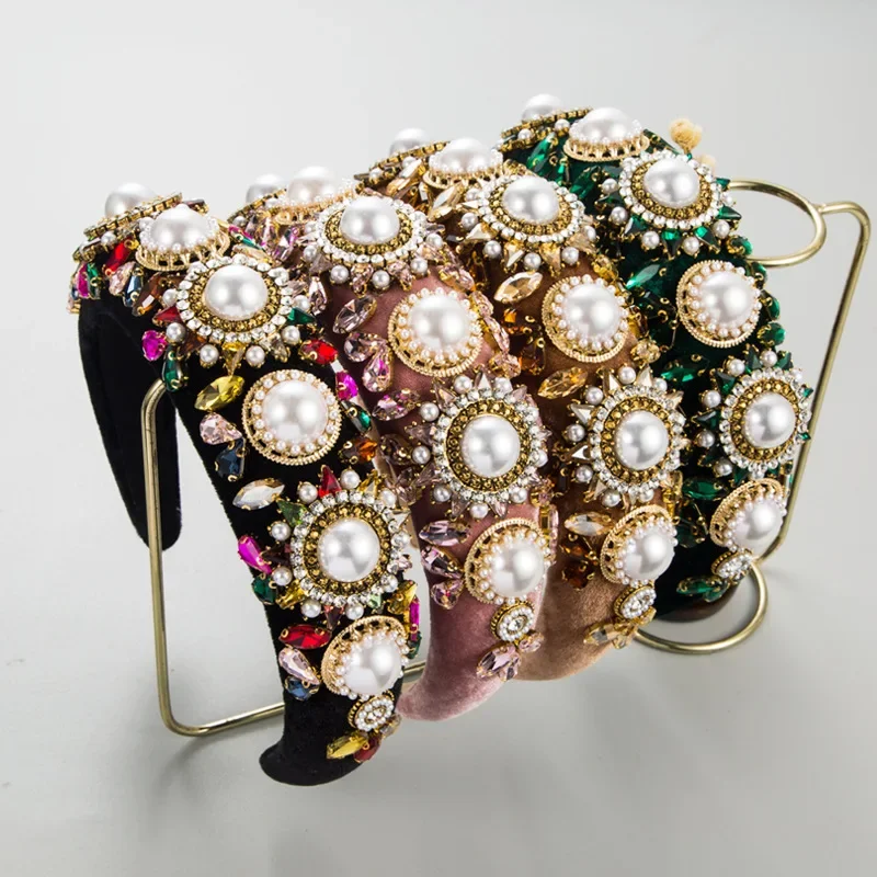 Statement Oversized Pearl Sunflower Tiara Padded Velvet Hairband Colorful Rhinestone Accent Evening Runway Headpieces
Statement Oversized Pearl Sunflower Tiara Padded Velvet Hairband Colorful Rhinestone Accent Evening Runway Headpieces