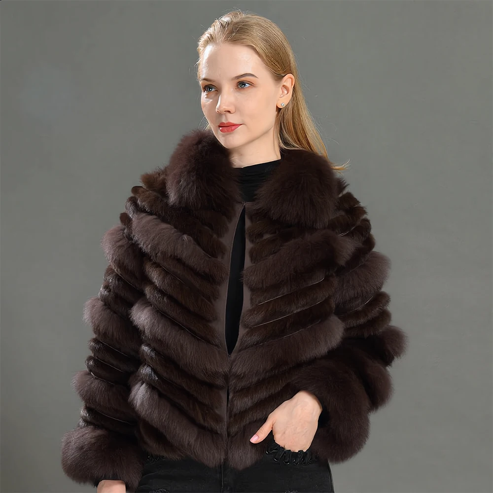 Jaxmonoy Women's Winter Real Fur Reversible Wear Jacket Fashion Fox Fur Patchwork Rabbit Fur Winter Coat Female Luxury Fur Coats
Jaxmonoy Women's Winter Real Fur Reversible Wear Jacket Fashion Fox Fur Patchwork Rabbit Fur Winter Coat Female Luxury Fur Coats