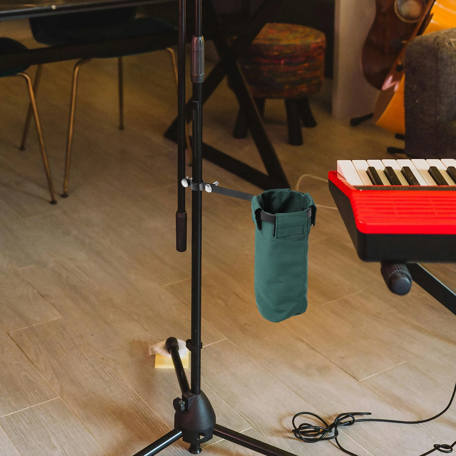 Drumstick Holder Bag Durable Portable Drum Sticks Bucket Container Percussion Instrument Accessories Storage Cover
Drumstick Holder Bag Durable Portable Drum Sticks Bucket Container Percussion Instrument Accessories Storage Cover