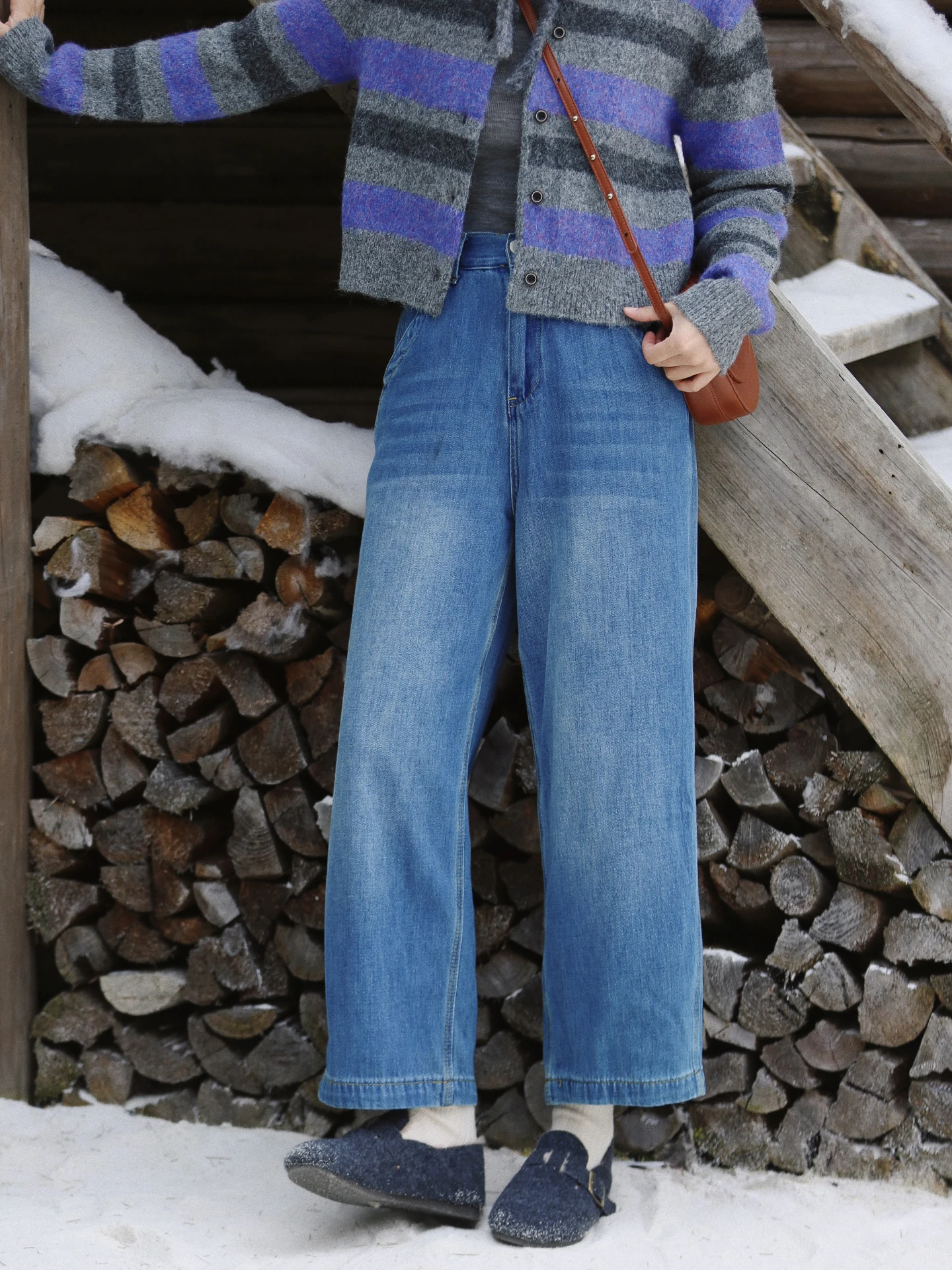 Винтажные эластичные хлопковые синие джинсы с высокой талией, женские мягкие легкие джинсовые брюки в стиле ретро, осенне-зимние брюки из 9 предметов
Винтажные эластичные хлопковые синие джинсы с высокой талией, женские мягкие легкие джинсовые брюки в стиле ретро, осенне-зимние брюки из 9 предметов