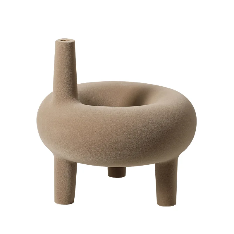 Italian minimalist creative resin flocking sales office villa living room desktop decoration ornament
Italian minimalist creative resin flocking sales office villa living room desktop decoration ornament