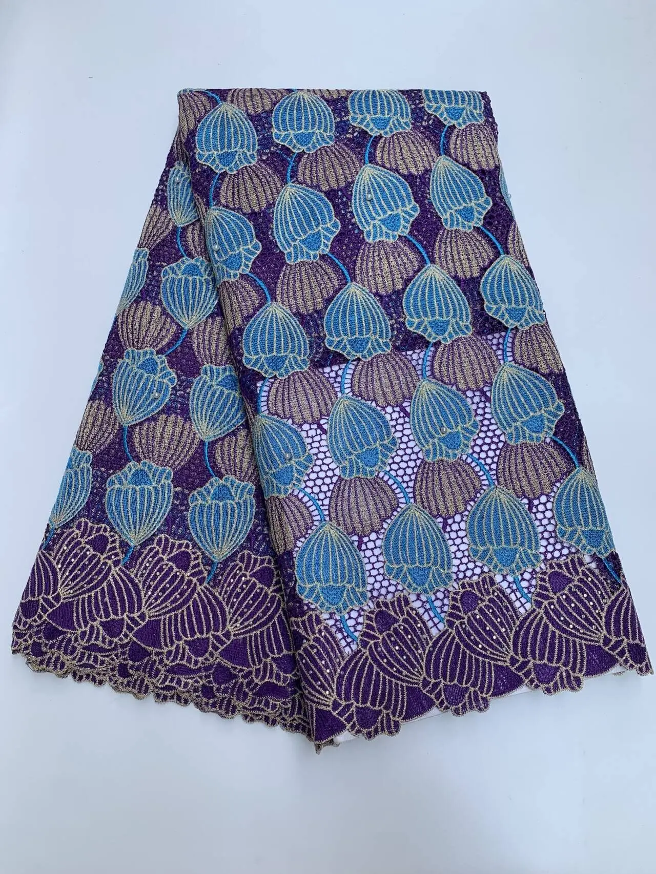 Высококачественная африканская нигерийская хлопковая ткань с пайетками и вышивкой, кружево, фатин для свадебных и праздничных платьев, шифон, 5 ярдов, TY008
Высококачественная африканская нигерийская хлопковая ткань с пайетками и вышивкой, кружево, фатин для свадебных и праздничных платьев, шифон, 5 ярдов, TY008