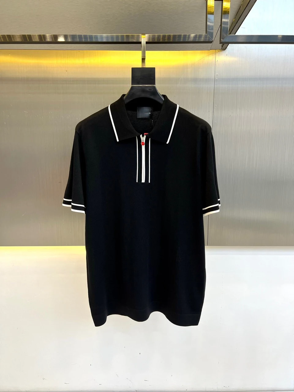 SIJITONGDA2025 Spring/Summer New Men's Half Zipper Pullover Short Sleeve Knitted Shirt Slim fit Casual T-shirt M-XXXL
SIJITONGDA2025 Spring/Summer New Men's Half Zipper Pullover Short Sleeve Knitted Shirt Slim fit Casual T-shirt M-XXXL