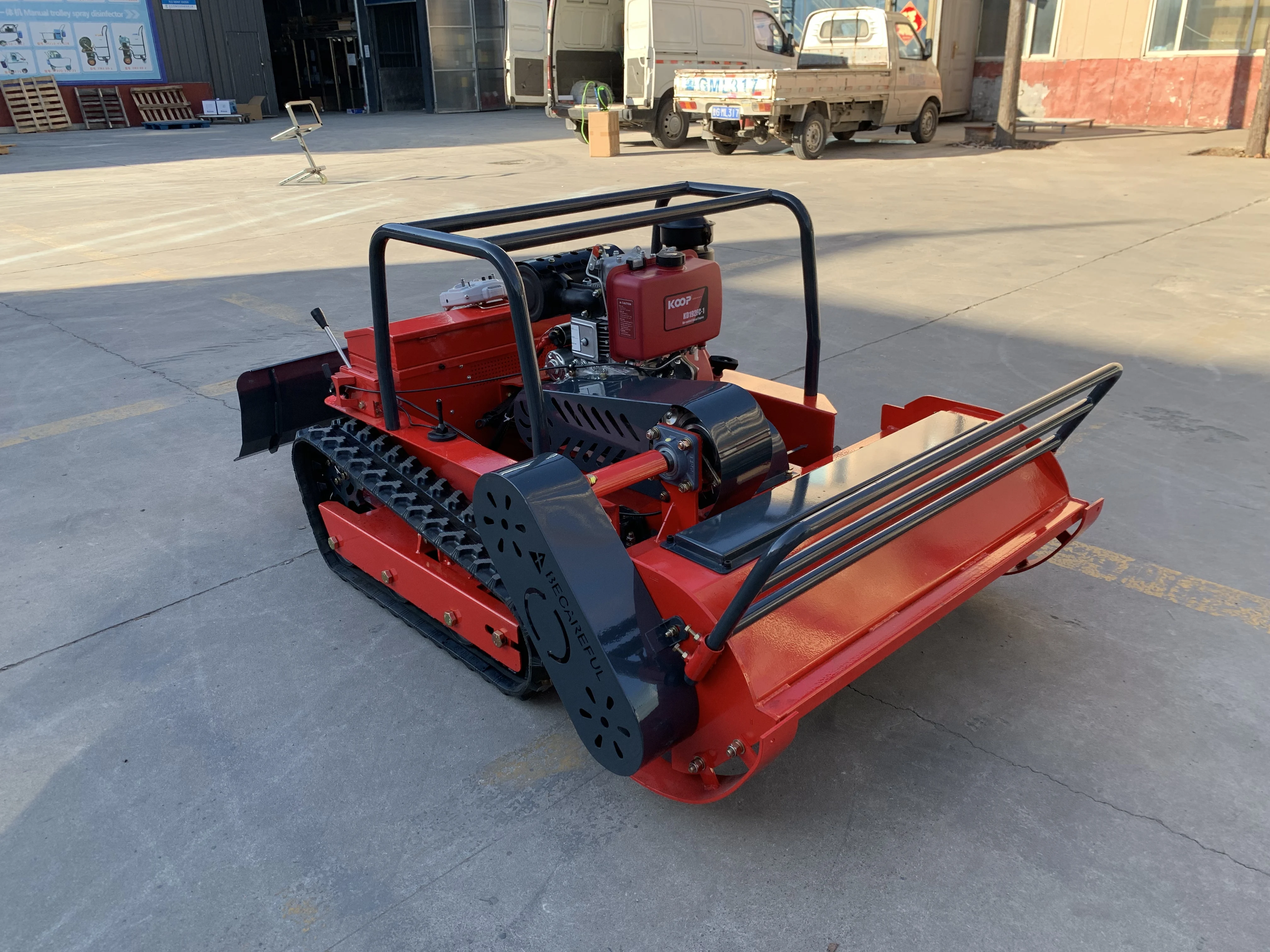 Big Power Diesel Engine Small Robot Grass Cutter Cutting Width 80cm 100cm 120cm Remote Control Crawler Lawn Mower Flail Mower
Big Power Diesel Engine Small Robot Grass Cutter Cutting Width 80cm 100cm 120cm Remote Control Crawler Lawn Mower Flail Mower