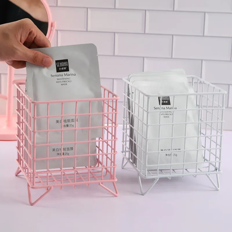 Ins Iron Art Storage Basket Настольная книга, ежедневные товары, продукты для ухода за кожей, рамка для хранения закусок
Ins Iron Art Storage Basket Настольная книга, ежедневные товары, продукты для ухода за кожей, рамка для хранения закусок