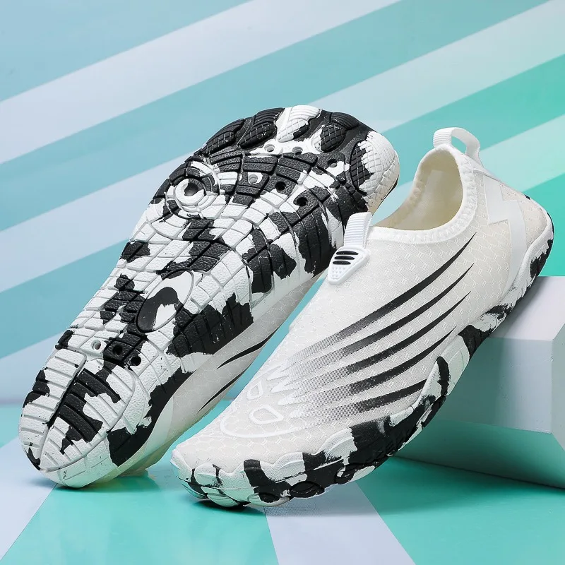 All-seasonindoorfitnessshoesformenandwomen,non-slipandbreathableyoga shoes, soft and comfortable, suitable for various occasions
All-seasonindoorfitnessshoesformenandwomen,non-slipandbreathableyoga shoes, soft and comfortable, suitable for various occasions