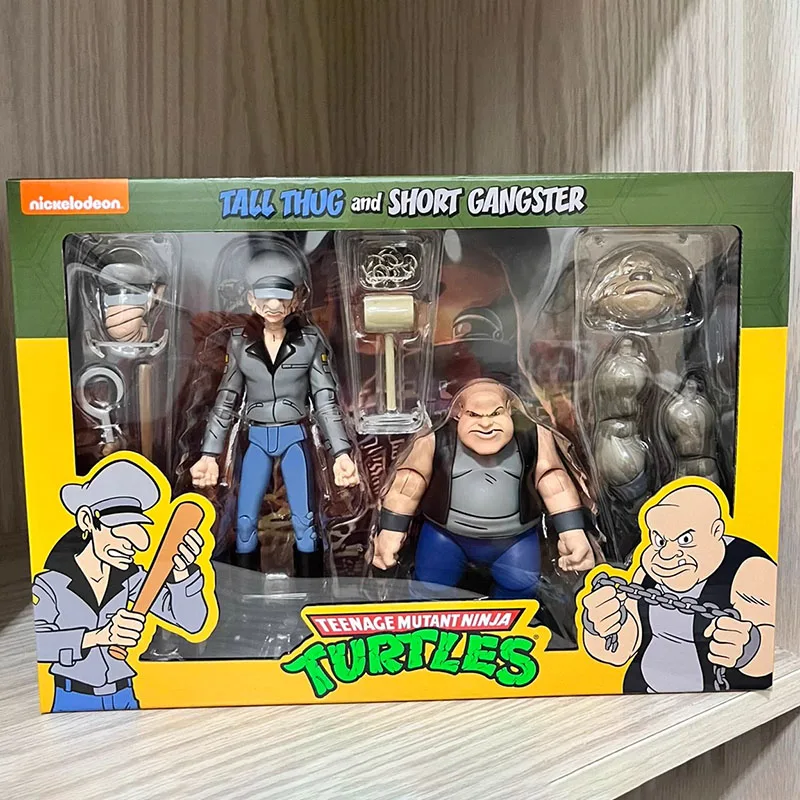 NECA 54304 TMNT Фигурка Черепаха Ниндзя Высокая гуль и короткая гангстерская фигурка игрушки 7-дюймовая модель куклы оригинальная
NECA 54304 TMNT Фигурка Черепаха Ниндзя Высокая гуль и короткая гангстерская фигурка игрушки 7-дюймовая модель куклы оригинальная