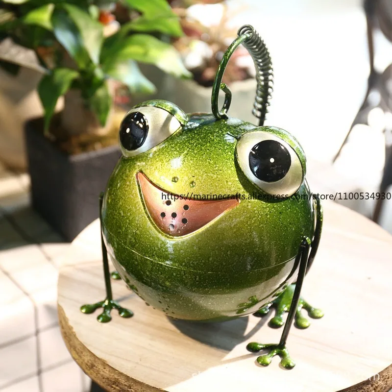 Creative Cartoon Iron Frog Sprayer Home Decorative Watering Can Metal Flowerpot Garden Craft Gift
Creative Cartoon Iron Frog Sprayer Home Decorative Watering Can Metal Flowerpot Garden Craft Gift