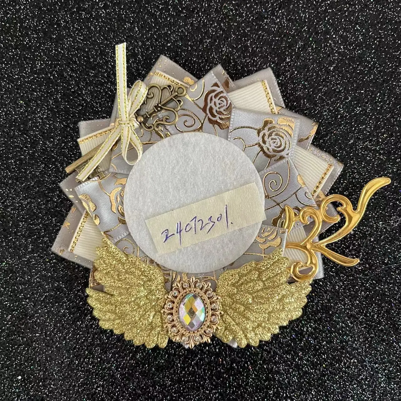badge holder,luxury Anime cosplay Lolita gate,fill Ita bags Accessories,Ribbon Badge Rosette ,quadratic element Pins
badge holder,luxury Anime cosplay Lolita gate,fill Ita bags Accessories,Ribbon Badge Rosette ,quadratic element Pins