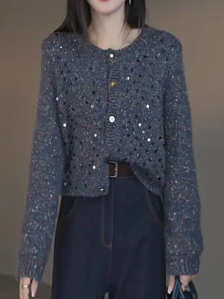 Spring 2026 Women's Knitted Open Cardigan Bright Sequin ey Sweater Jaet Heavy Embelliment Single Button Loose Fit Commu...
Spring 2026 Women's Knitted Open Cardigan Bright Sequin ey Sweater Jaet Heavy Embelliment Single Button Loose Fit Commu...