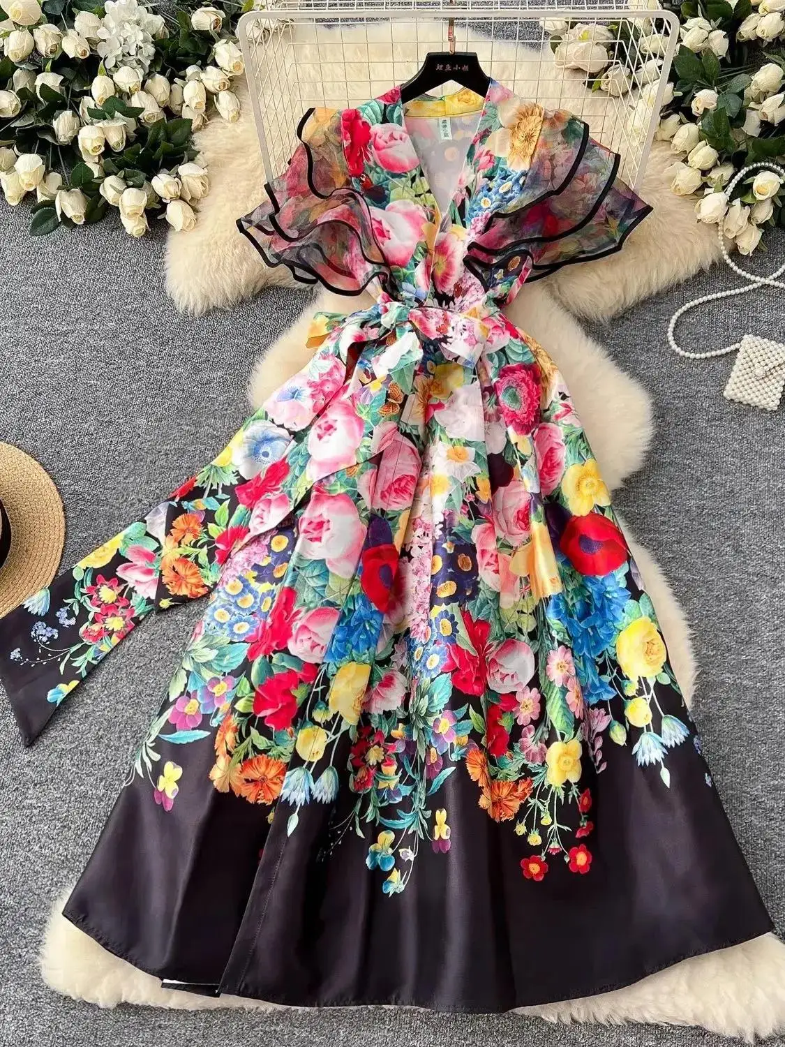 Women V Neck Butterfly Sleeve Mesh Splice Floral Print Lace Up Long Dresses 2025 Summer Gorgeous Flower Wrap Bandage Vestidos
Women V Neck Butterfly Sleeve Mesh Splice Floral Print Lace Up Long Dresses 2025 Summer Gorgeous Flower Wrap Bandage Vestidos