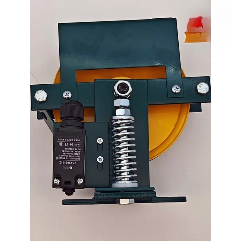 Villa ladder spring tensioning device OX-100A tensioning wheel OX100B wheel diameter 150 elevator accessories
Villa ladder spring tensioning device OX-100A tensioning wheel OX100B wheel diameter 150 elevator accessories