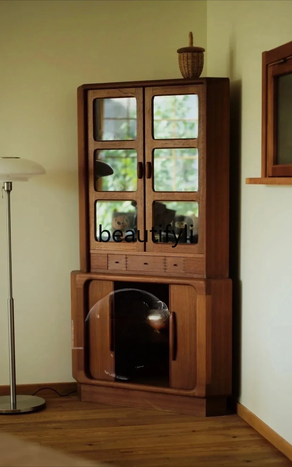 zxqXZQMedieval glass triangular storage cabinet cherry solid wood corner wine cabinet against the wall
zxqXZQMedieval glass triangular storage cabinet cherry solid wood corner wine cabinet against the wall