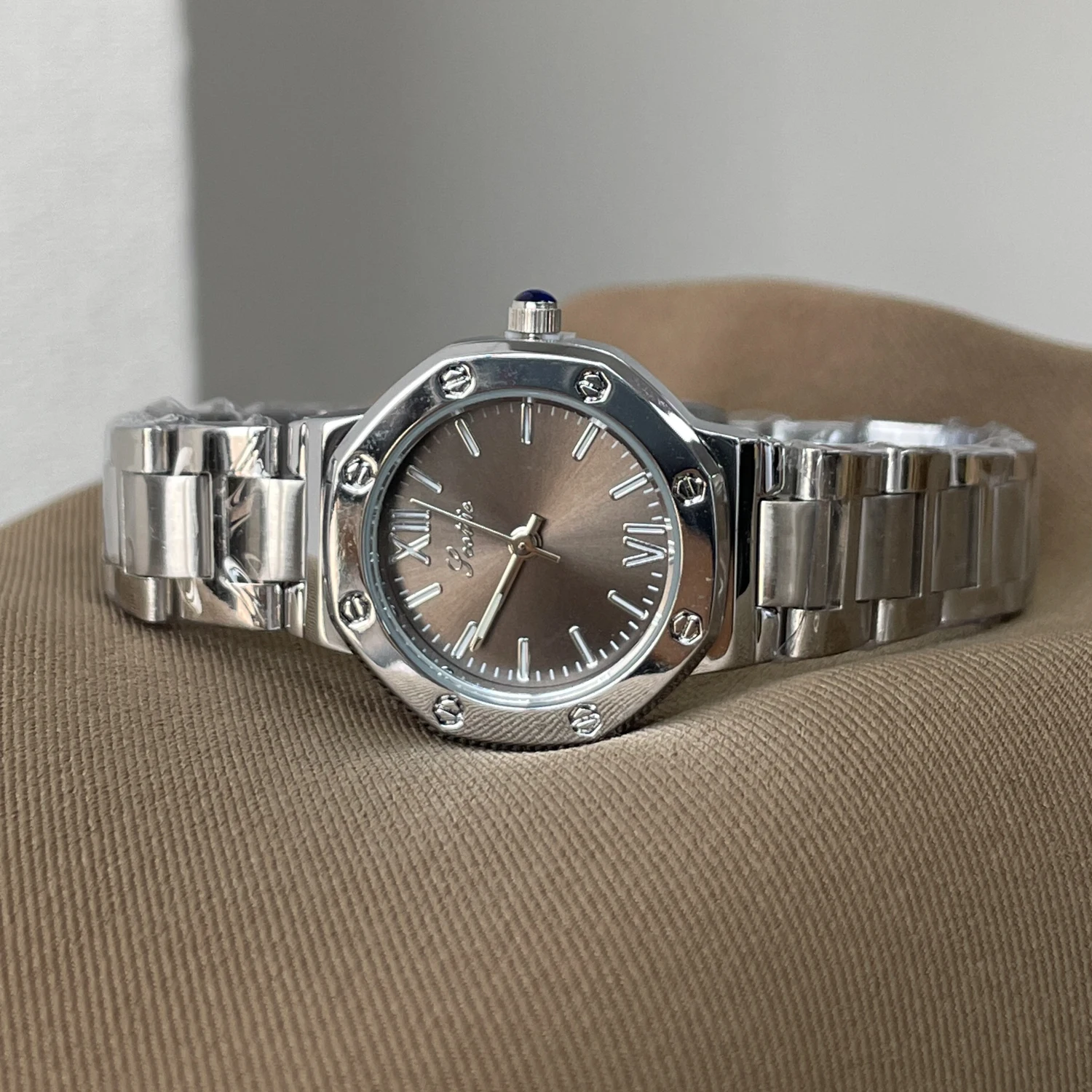 New luxury brand women's watches, high-value and elegant style, 2026 new women's watches, elegant ladies' watches.
New luxury brand women's watches, high-value and elegant style, 2026 new women's watches, elegant ladies' watches.