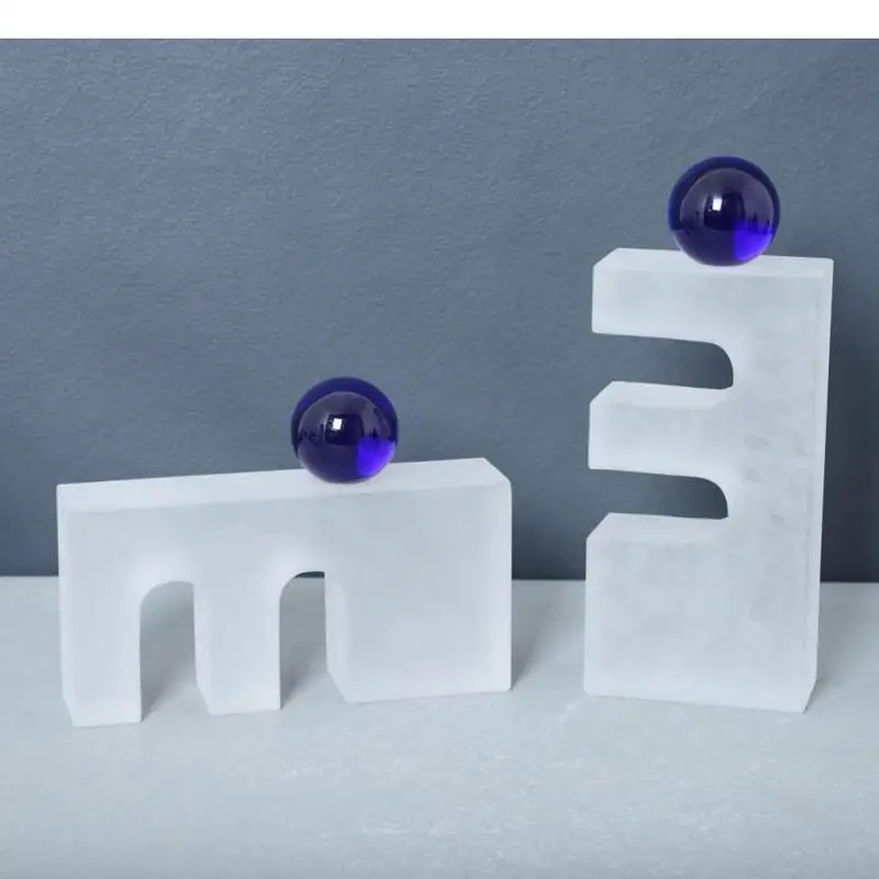 Modern White Frosted Crystal Arch Letter E Blue Ball Desk Ornament Abstract Geometric Crafts Home Decoration Gift
Modern White Frosted Crystal Arch Letter E Blue Ball Desk Ornament Abstract Geometric Crafts Home Decoration Gift