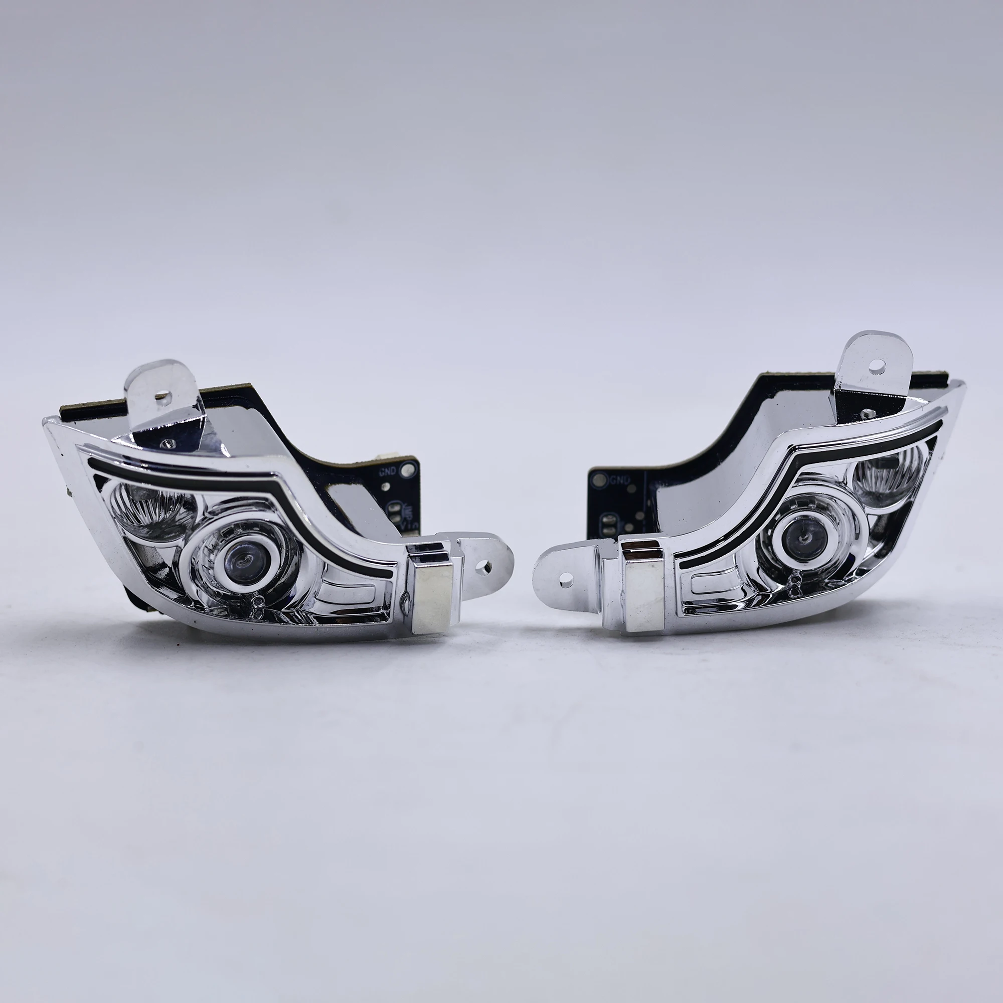 LED Headlights/flowing Lights/turn Signals/tail Light for 1/14 Tamiya RC Dump Truck Mercedes-Benz ACTROS 3363 1851 Toys Car Part
LED Headlights/flowing Lights/turn Signals/tail Light for 1/14 Tamiya RC Dump Truck Mercedes-Benz ACTROS 3363 1851 Toys Car Part