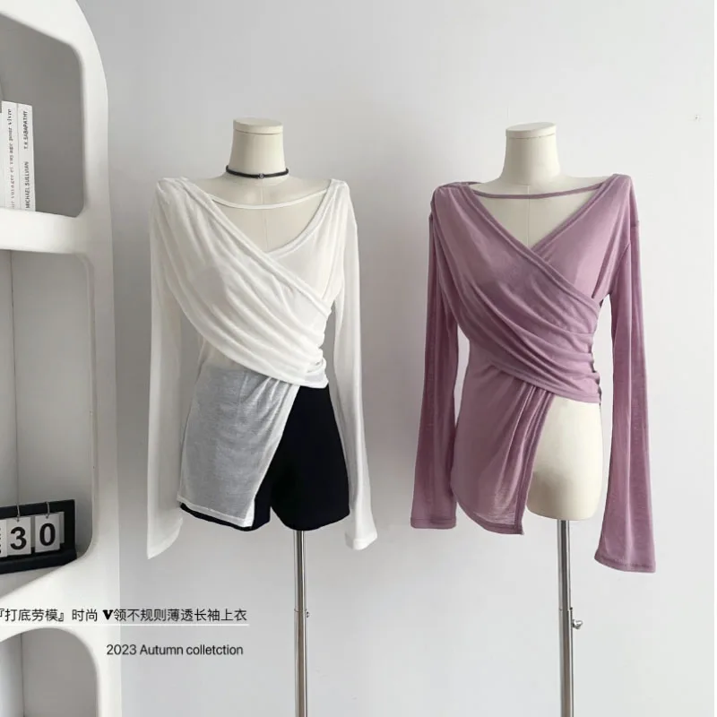 Women's Elegant Fashion Knit Sweater Autumn Solid Color V-neck Pleated Asymmetrical Hem Sweater Women's Aesthetic Sweater
Women's Elegant Fashion Knit Sweater Autumn Solid Color V-neck Pleated Asymmetrical Hem Sweater Women's Aesthetic Sweater