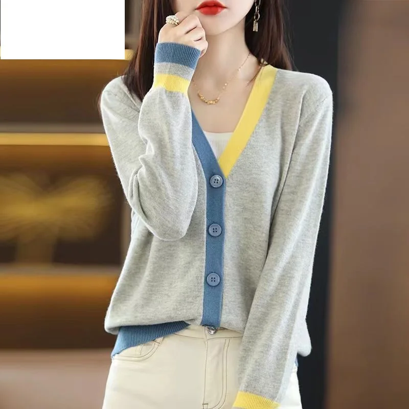Spring Autumn New Korean Woolen Cardigan Women's V-neck Color blocked Sweater Coat Loose and Slim Knitted Sweater Female XQ280
Spring Autumn New Korean Woolen Cardigan Women's V-neck Color blocked Sweater Coat Loose and Slim Knitted Sweater Female XQ280