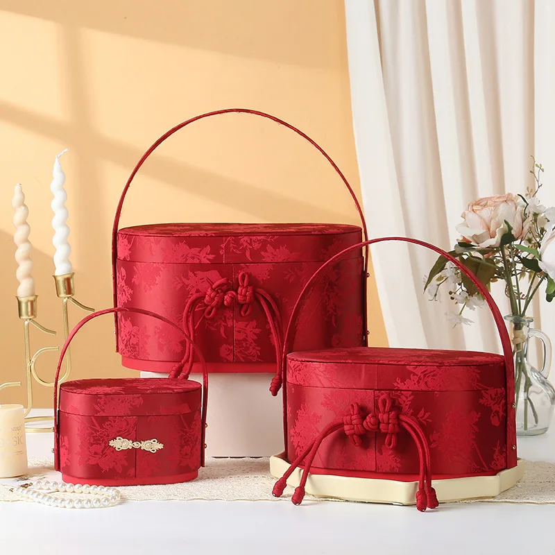 Chinese Style Satin Embroidered Wedding Gift Box Luxury Souvenir Box Marriage Engagement Return Gift Box round Shape with Buckle
Chinese Style Satin Embroidered Wedding Gift Box Luxury Souvenir Box Marriage Engagement Return Gift Box round Shape with Buckle