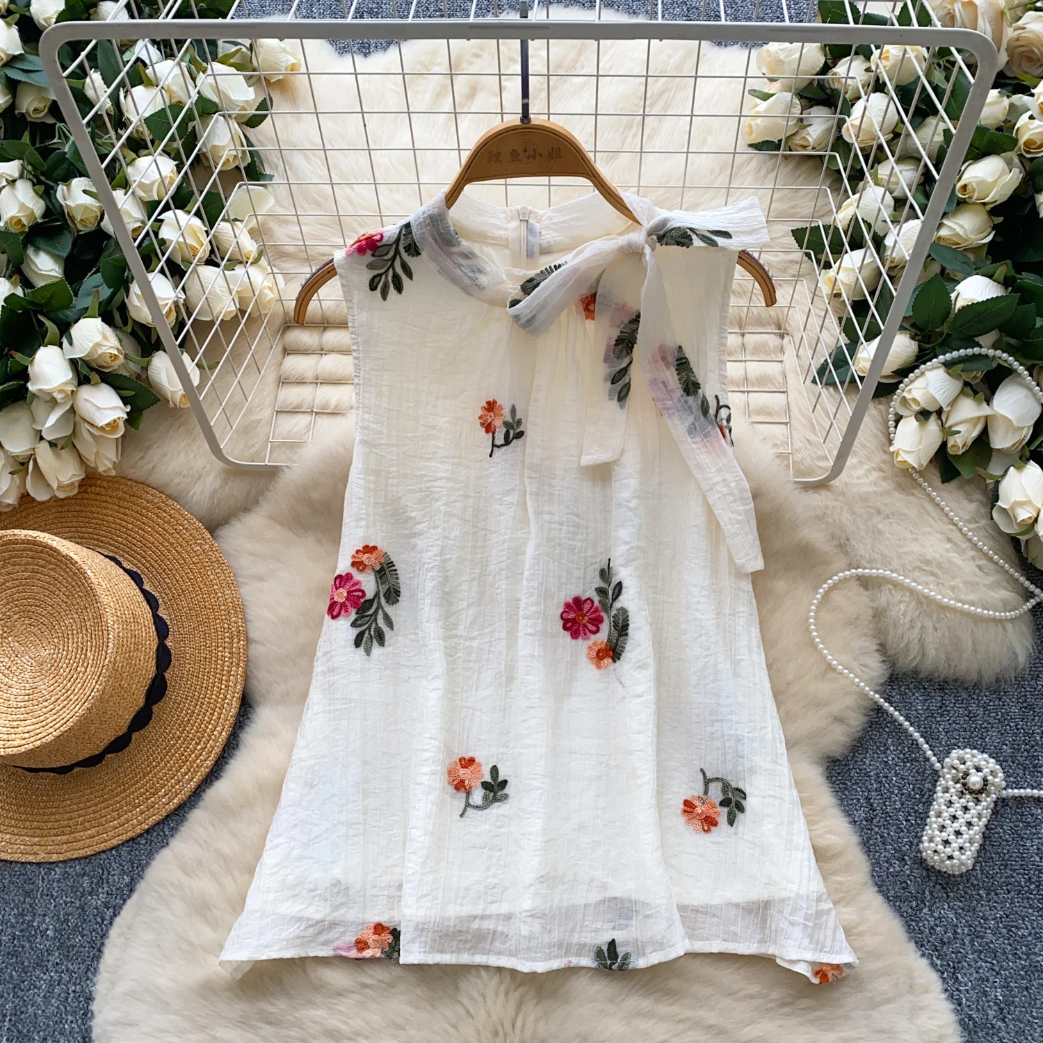 Hotsweet Vintage casual lace-up mesh sleeveless loose Slim Top French Streetwear Fashion Sexy basics blouse office lady
Hotsweet Vintage casual lace-up mesh sleeveless loose Slim Top French Streetwear Fashion Sexy basics blouse office lady