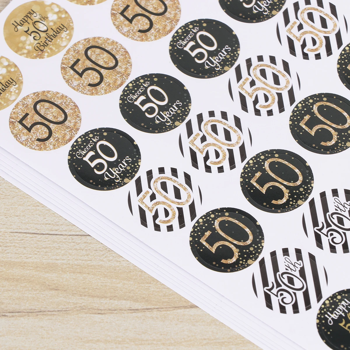 216pcs Candy Sticker For Packaging Stickers 50th Decals Round Party Favors Candy Tags Year Old Folder Decorations
216pcs Candy Sticker For Packaging Stickers 50th Decals Round Party Favors Candy Tags Year Old Folder Decorations