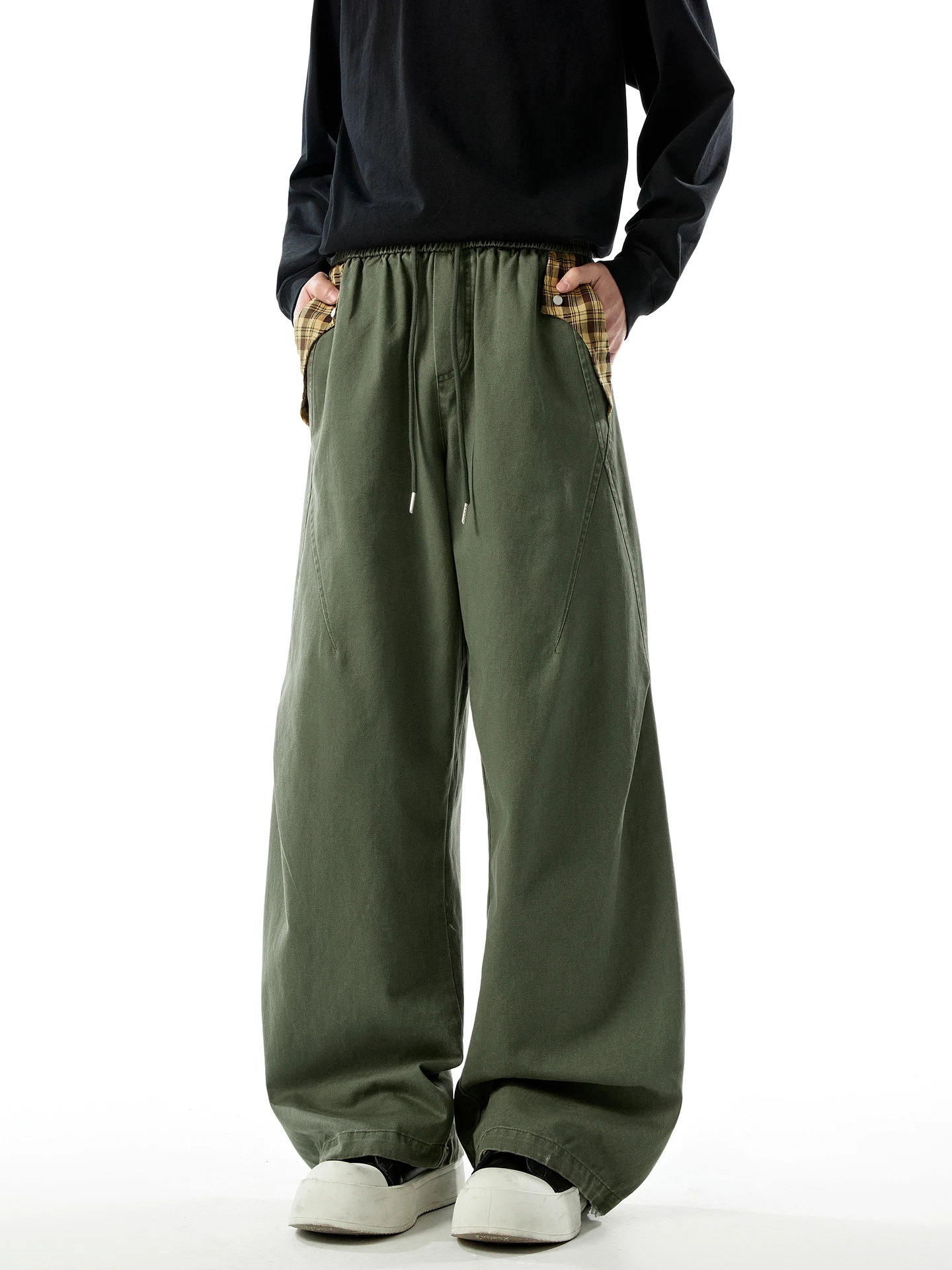 Модные американские брюки в клетку с лоскутным шитьем, свободные повседневные брюки с широкими штанинами для мужчин и женщин, ретро-стиль, подходят для всех сезонов
Модные американские брюки в клетку с лоскутным шитьем, свободные повседневные брюки с широкими штанинами для мужчин и женщин, ретро-стиль, подходят для всех сезонов