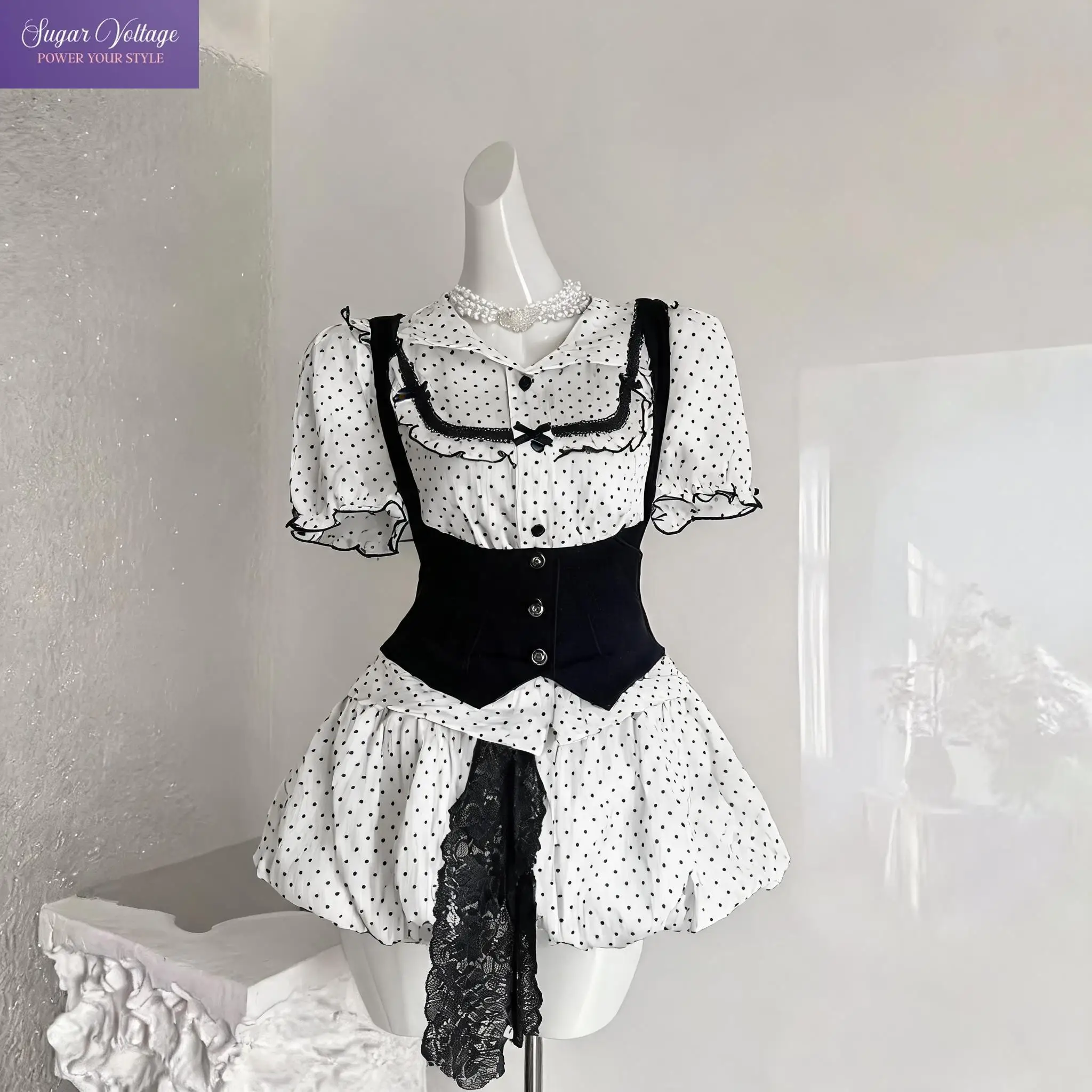 Y2K 2000s Harajuku 3 Piece Set Women Polka Dot Lace Bow Puff Sleeve Crop Top Vest Mini Skirt Baddie TikTok Summer Casual Outfit
Y2K 2000s Harajuku 3 Piece Set Women Polka Dot Lace Bow Puff Sleeve Crop Top Vest Mini Skirt Baddie TikTok Summer Casual Outfit