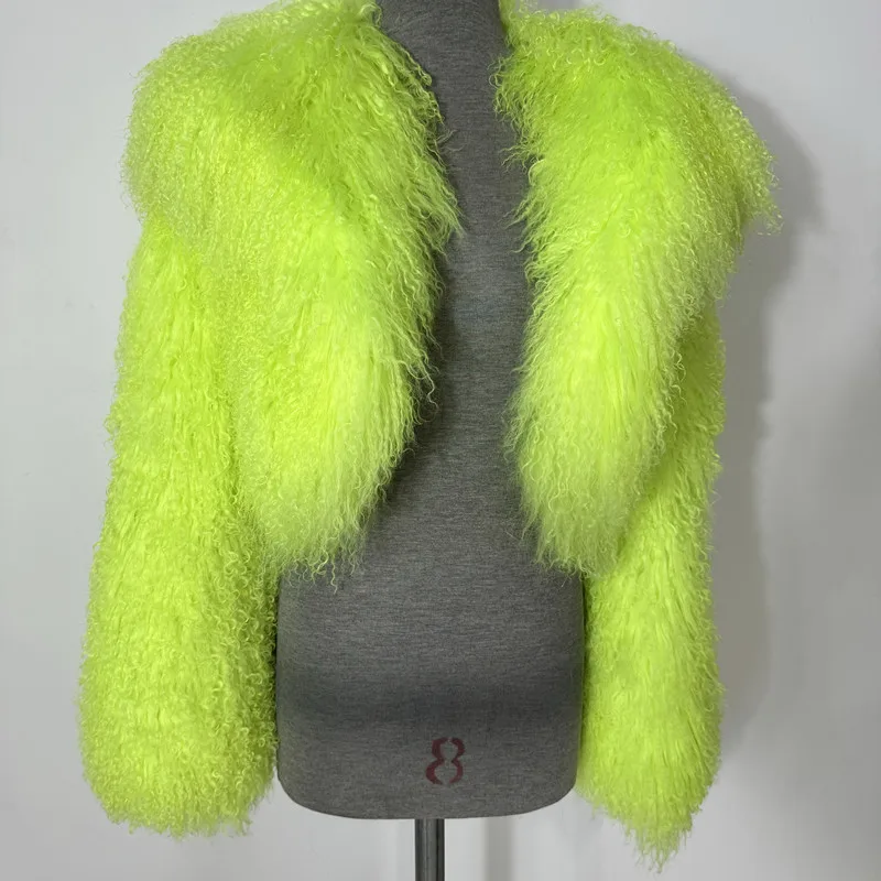 Новая брендовая короткая шуба из натурального меха, женская теплая куртка из овечьего меха Монголии с длинными рукавами
Новая брендовая короткая шуба из натурального меха, женская теплая куртка из овечьего меха Монголии с длинными рукавами