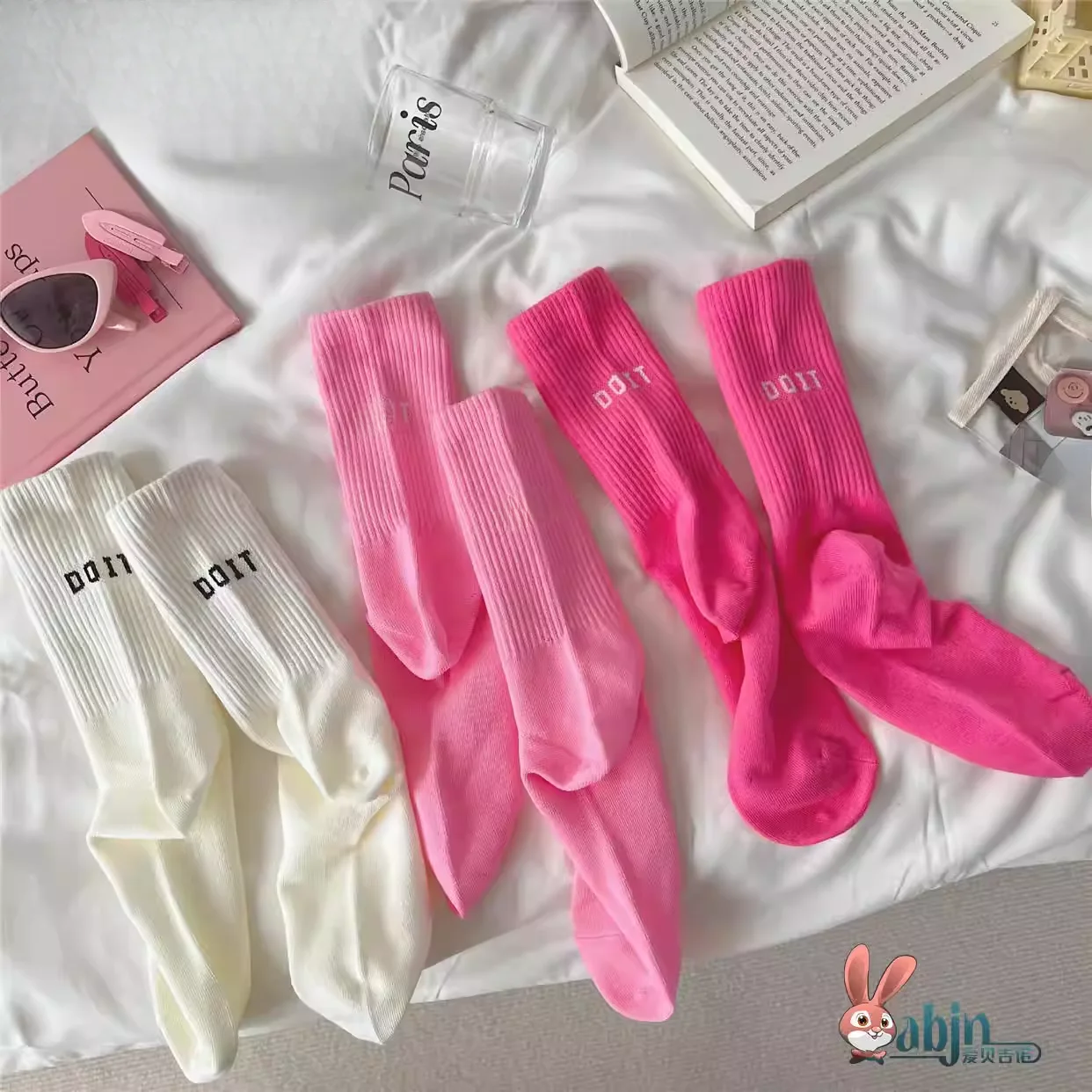 Pink High Waist Letter Print Sports Sos Women's Outdoor Wearable Mid-Calf Long Tube Sos for Spring Autumn And Winter
Pink High Waist Letter Print Sports Sos Women's Outdoor Wearable Mid-Calf Long Tube Sos for Spring Autumn And Winter