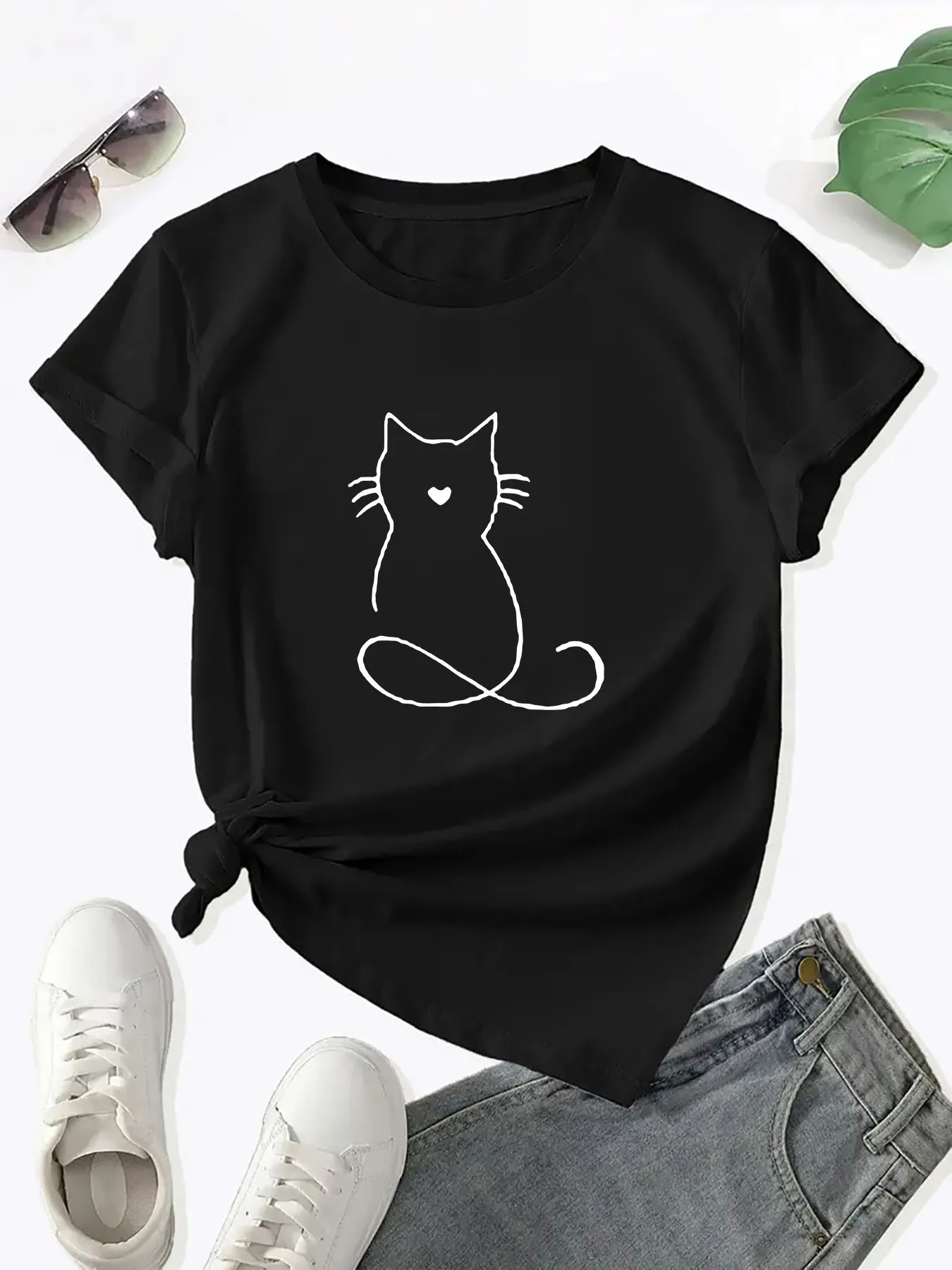Cat Graphic Short Sleeve Sports Tee, Round Neck Causal Workout T-shirt, Women's Activewear
Cat Graphic Short Sleeve Sports Tee, Round Neck Causal Workout T-shirt, Women's Activewear