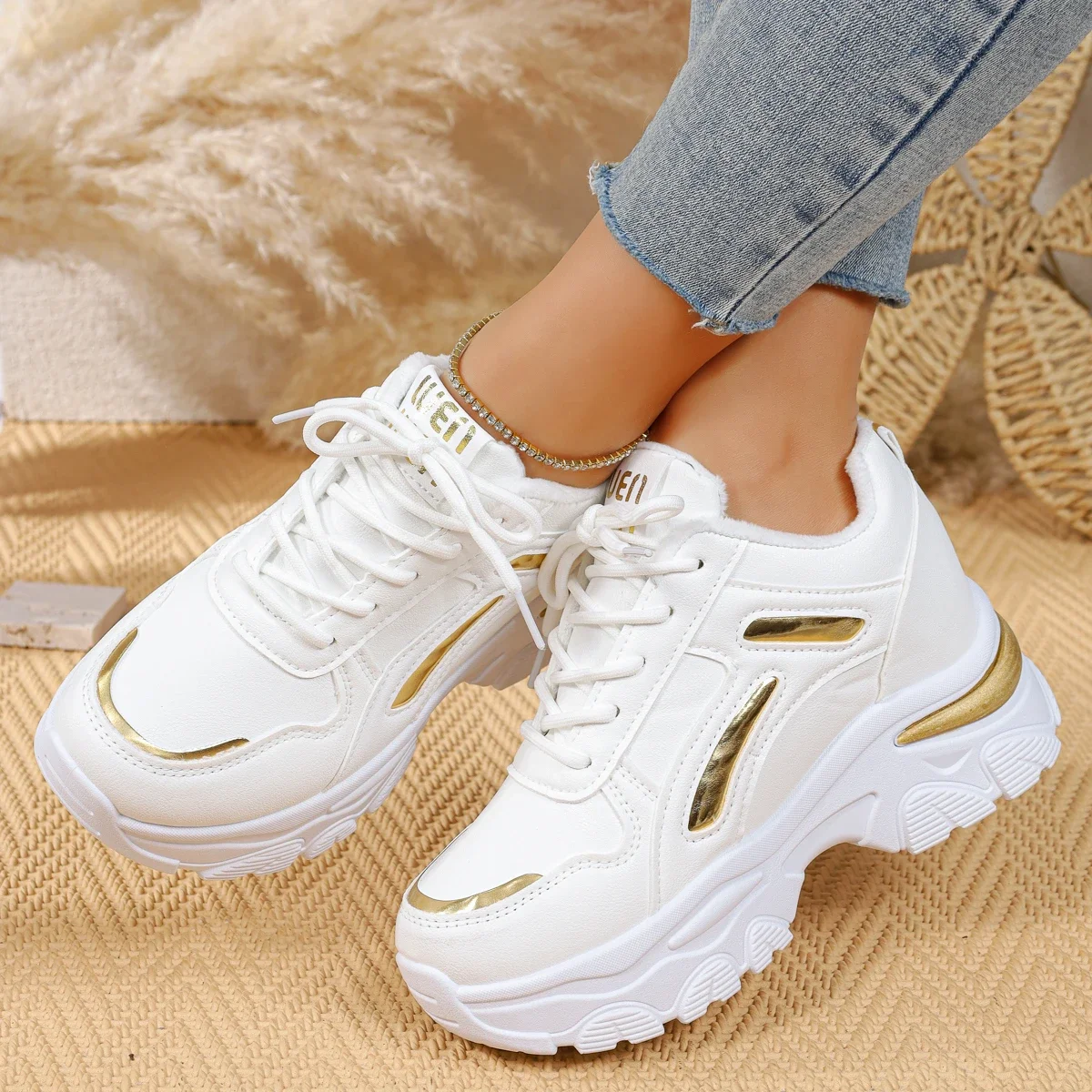 Women's Fashion Chunky Sneakers Casual Platform 2025 Autumn Winter New Lace-up Warm and Comfortable Women's Shoes Zapatos Mujer
Women's Fashion Chunky Sneakers Casual Platform 2025 Autumn Winter New Lace-up Warm and Comfortable Women's Shoes Zapatos Mujer